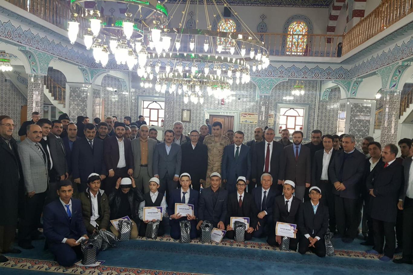 "Kur'an-ı Kerim'i ve ezanı güzel okuma ile hafızlık” yarışması "Kur'an-ı Kerim'i ve ezanı güzel okuma ile hafızlık” yarışması